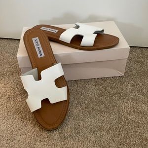 Steve Madden White Hawthorne sandal